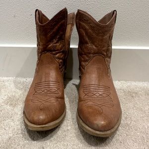 Free People- Pistol- Shorty Cowboy Boots- 7.5 Size